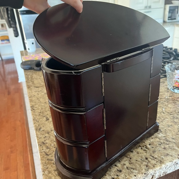 Jewelry Box - Picture 3 of 4